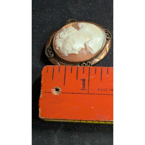Antique Shell Cameo Brooch Pin Ornate Gold-Tone Frame Art Nouveau Design - Picture 7 of 8